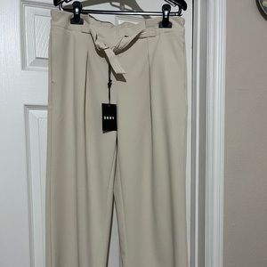 NWT DKNY cream color pants